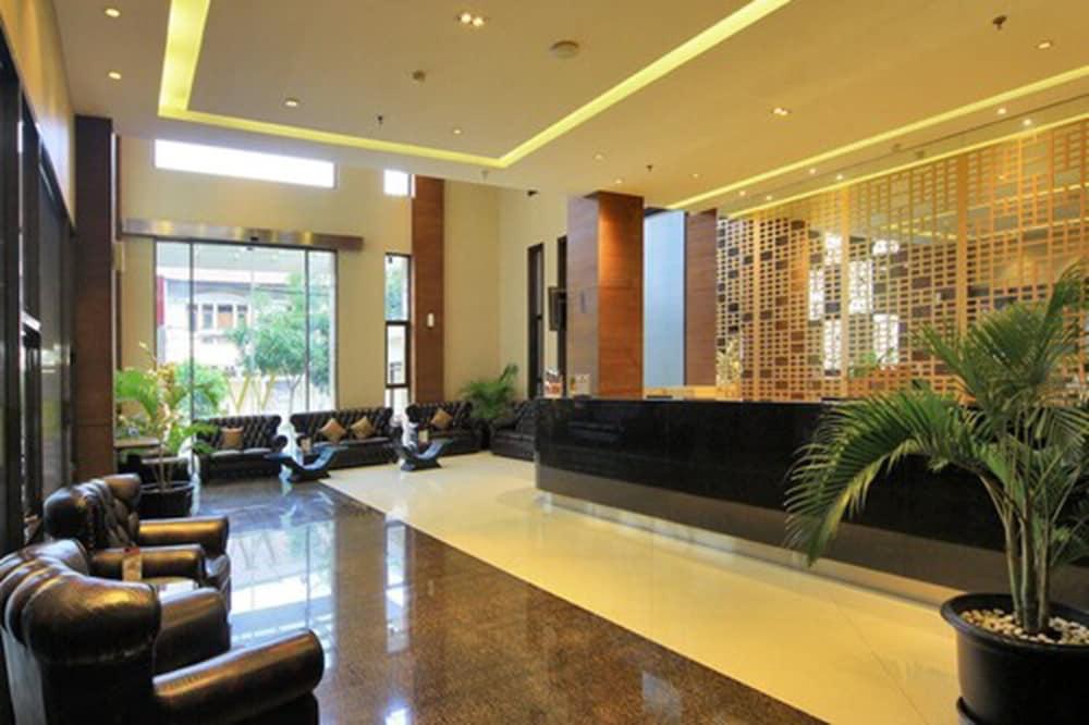 West Point Hotel Bandung Exterior foto