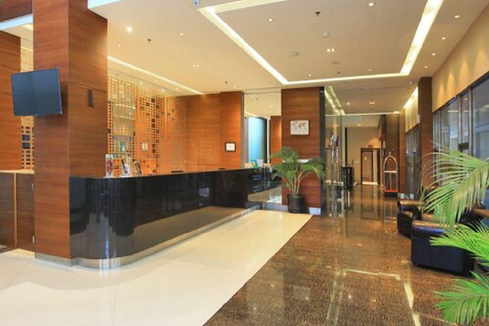West Point Hotel Bandung Exterior foto